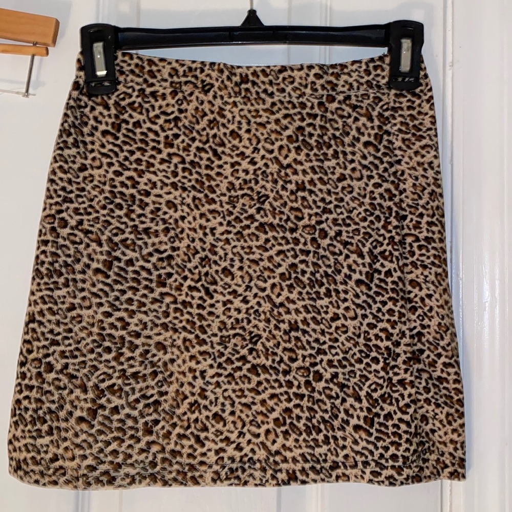 Shein Cheetah print skirt 🐆